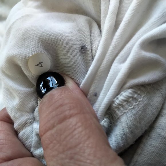 Lululemon Gratitude Wrap - Picture 8 of 15